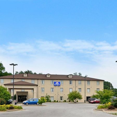 Americas Best Value Inn Louisville Exterior foto