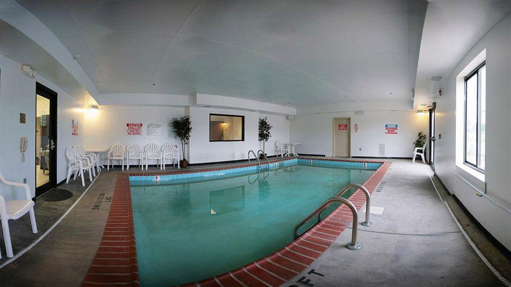 Americas Best Value Inn Louisville Exterior foto
