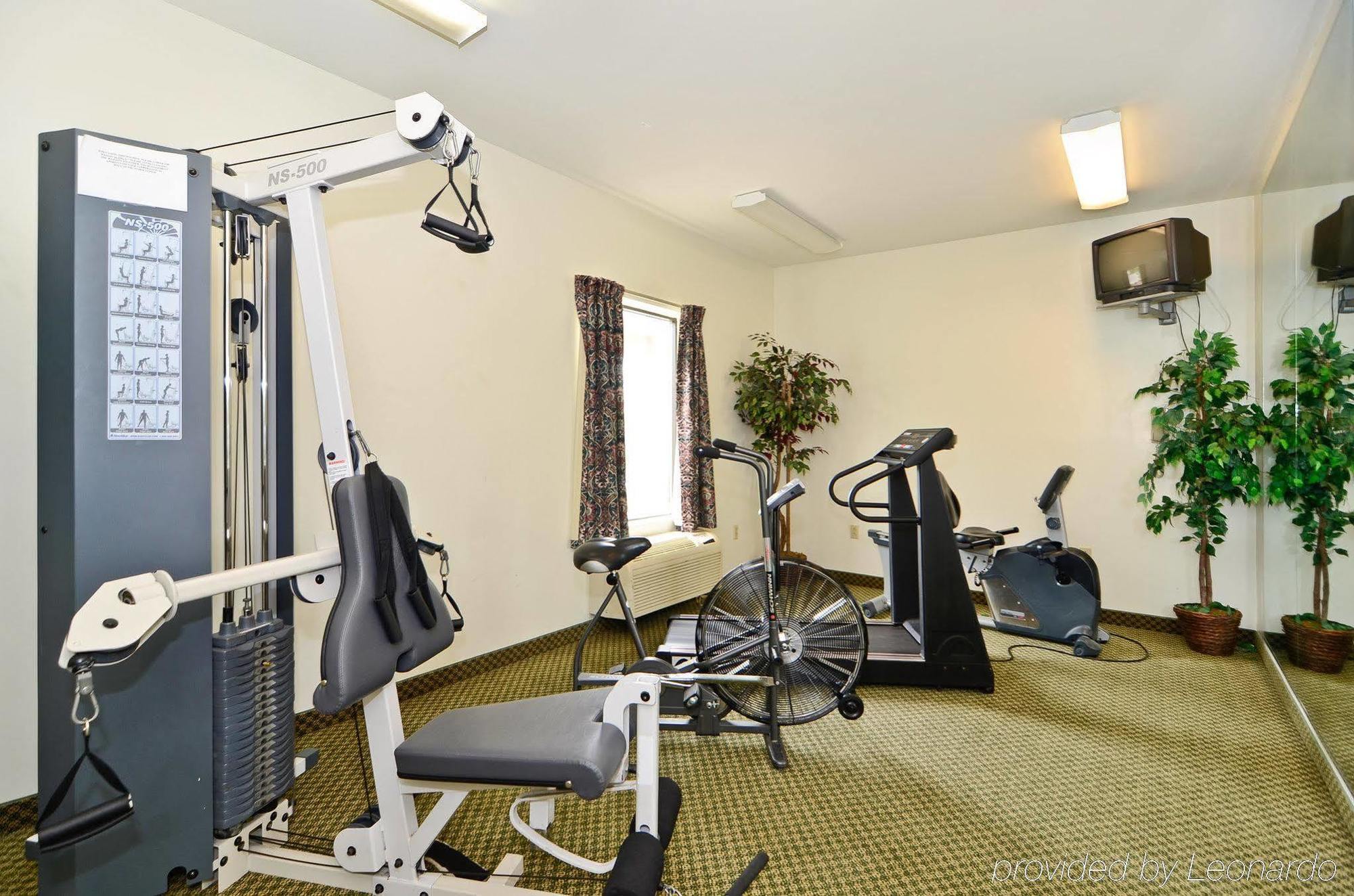 Americas Best Value Inn Louisville Exterior foto
