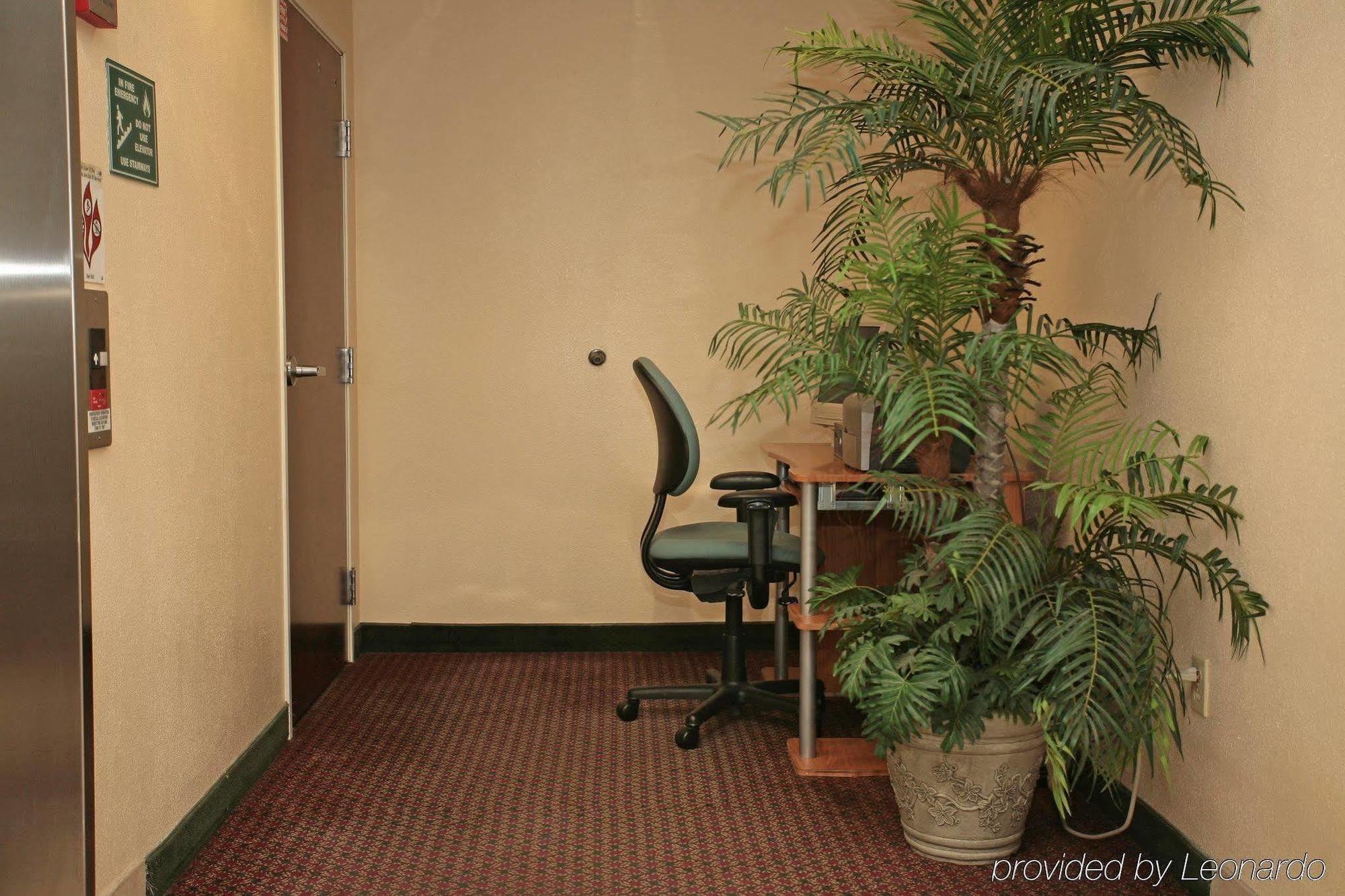 Americas Best Value Inn Louisville Exterior foto